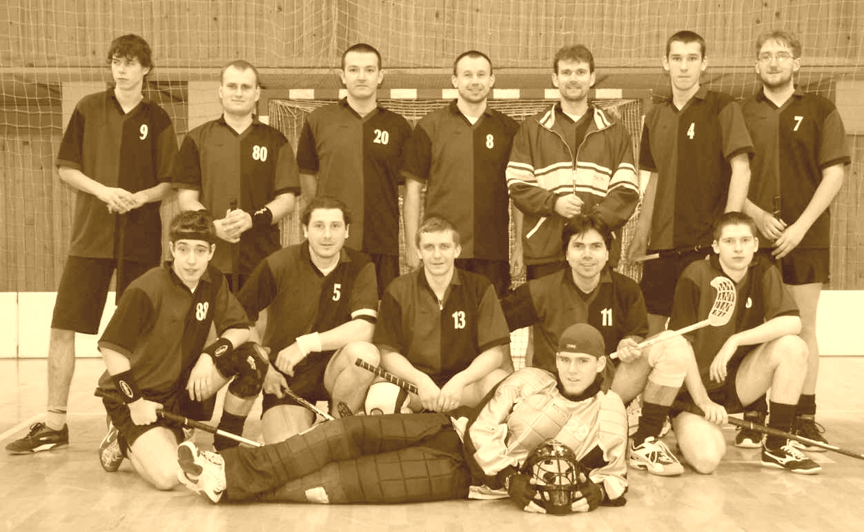 Zdroj: Florbal Chomutov (https://www.florbalchomutov.cz/foto_chm/kronika/kronika06.jpg)